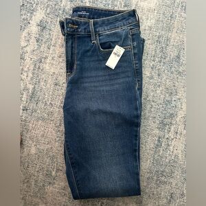 Old Navy Mid-Rise Kicker Boot-Cut Jeans for Women NWT size 8
